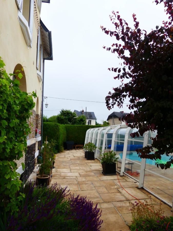 Pony Sweet Home Caen Exterior foto